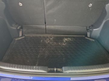Toyota Yaris - 5