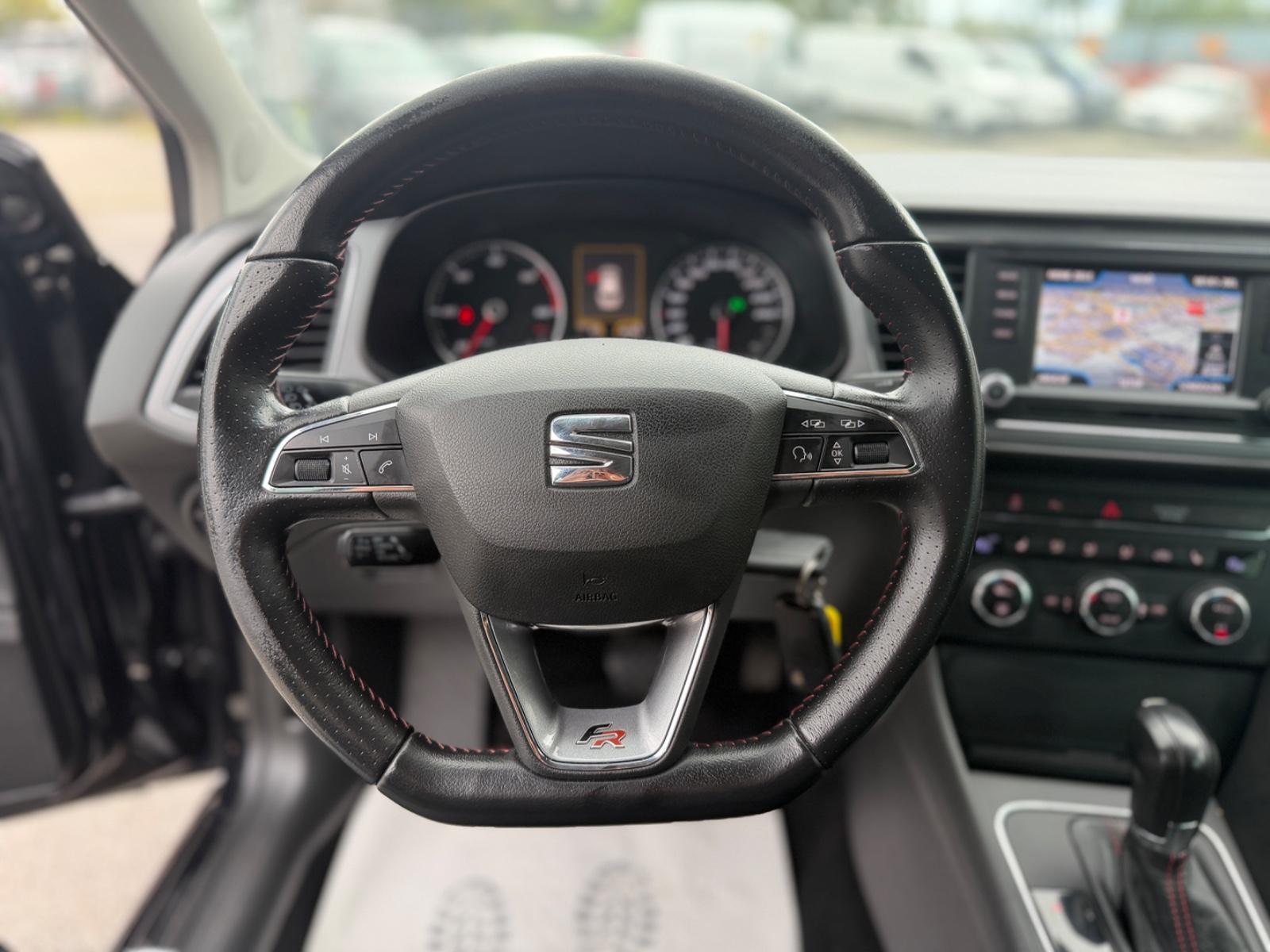 Seat Leon 2014 — photo 18