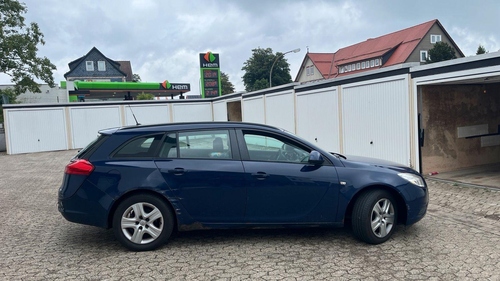 Opel Insignia 2009 — interior