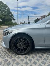Mercedes-Benz C 200 Coupé - Mercedes-Benz C 200 mit Benzin-Antrieb: Coupé