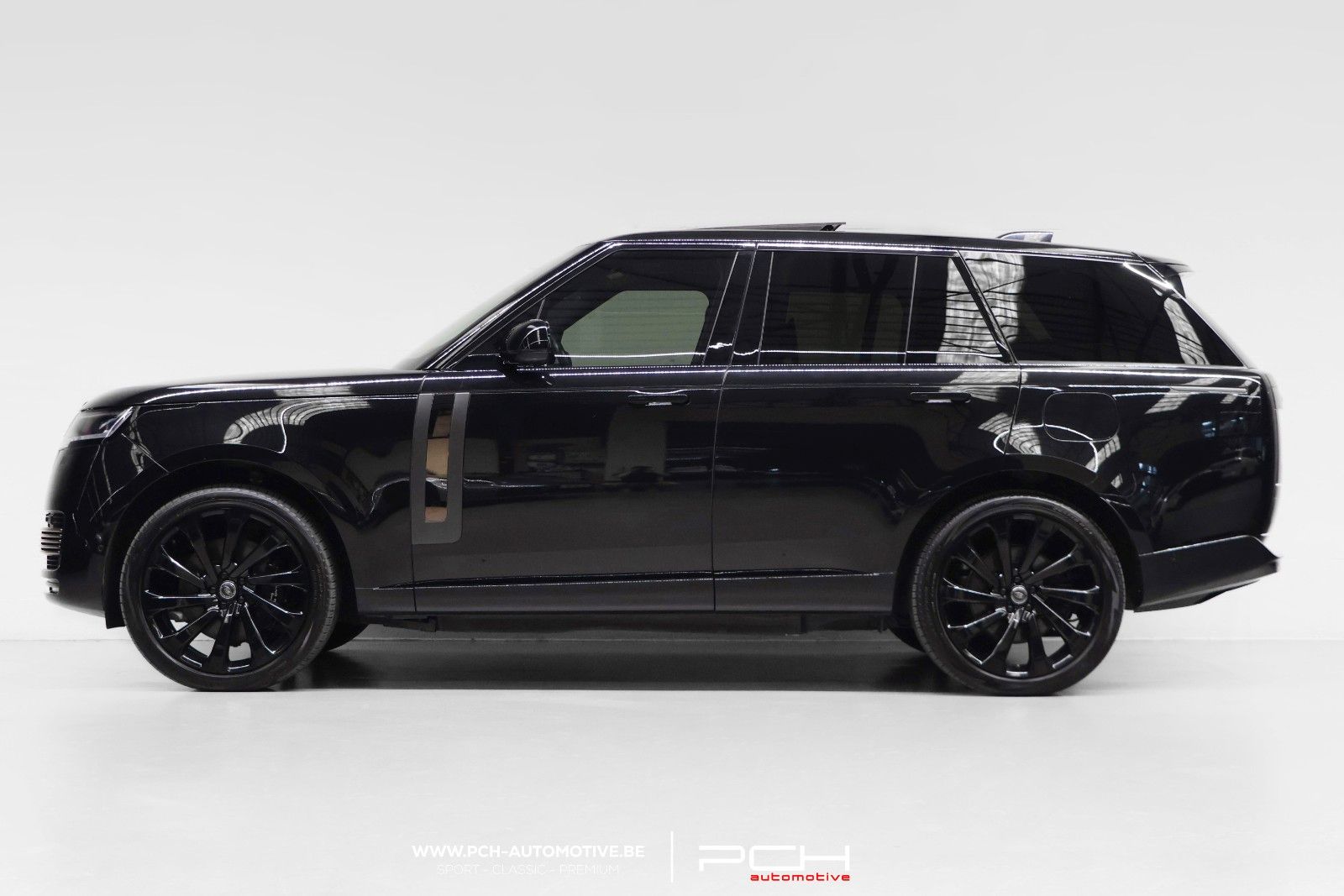 Land Rover Range Rover SWB P550e SV Intrepid - FULL OPTIONS imagem 3