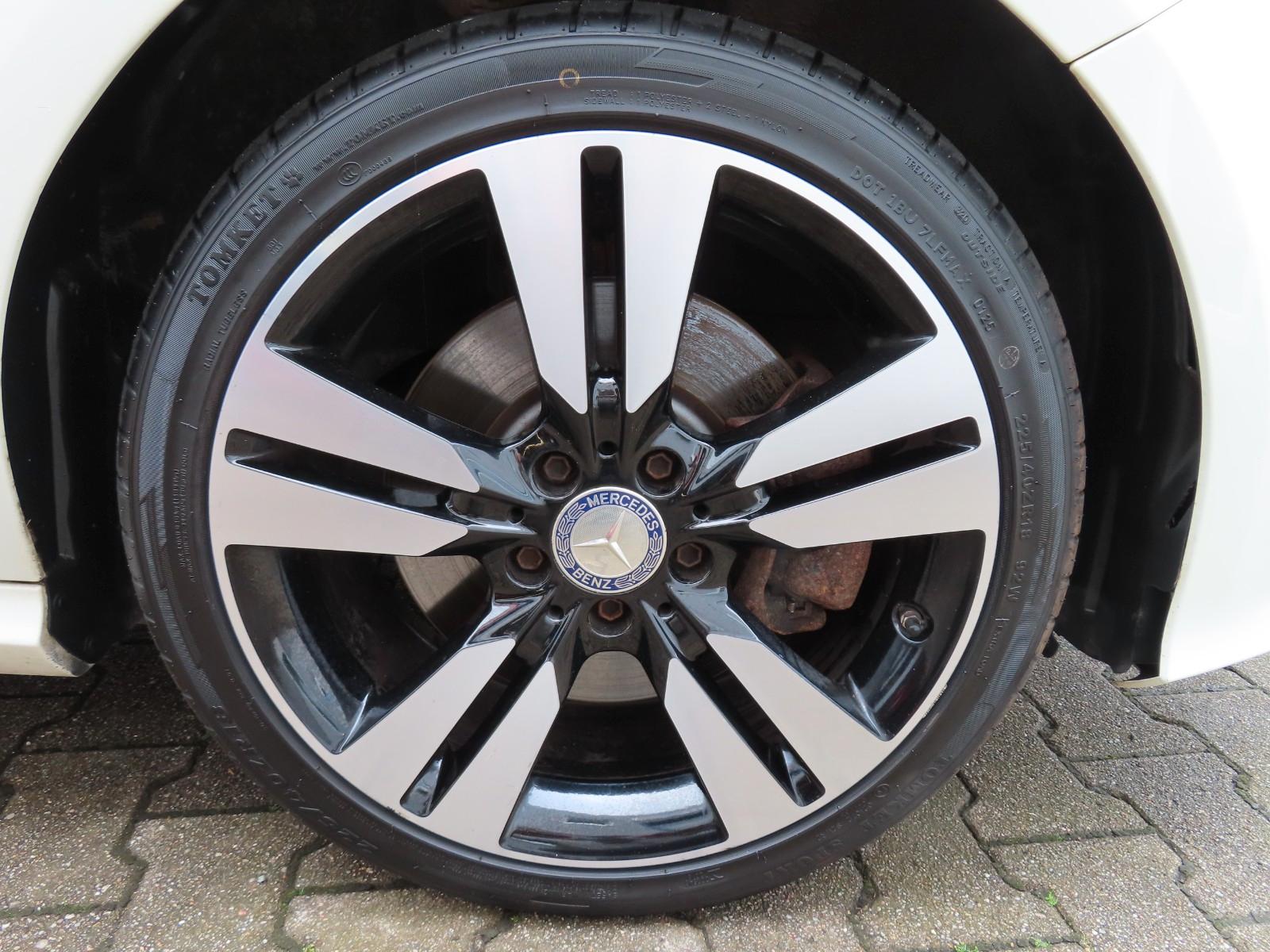 Mercedes-Benz A 250 4MATIC Urban 7G-DCT*Sitzheiz.*Navi*