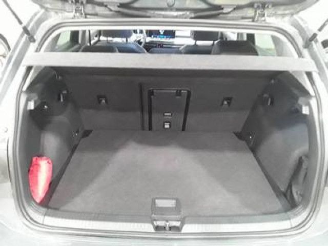 Volkswagen Golf - Bild 9