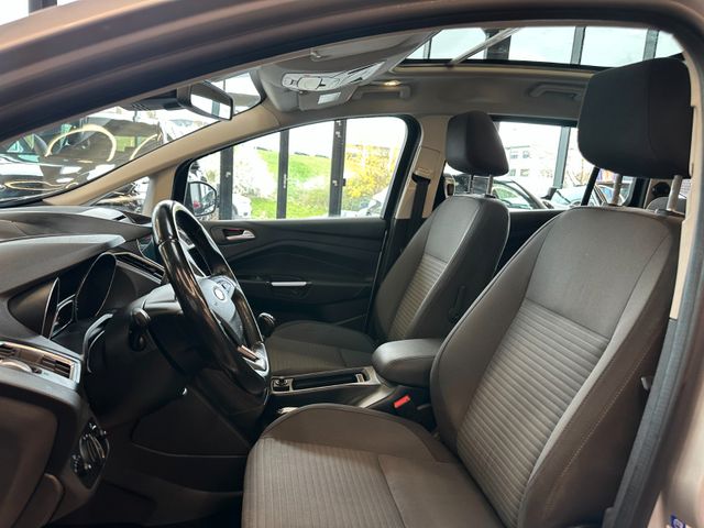 Ford Grand C-MAX Titanium *Pano*Navi*7Sitzer*