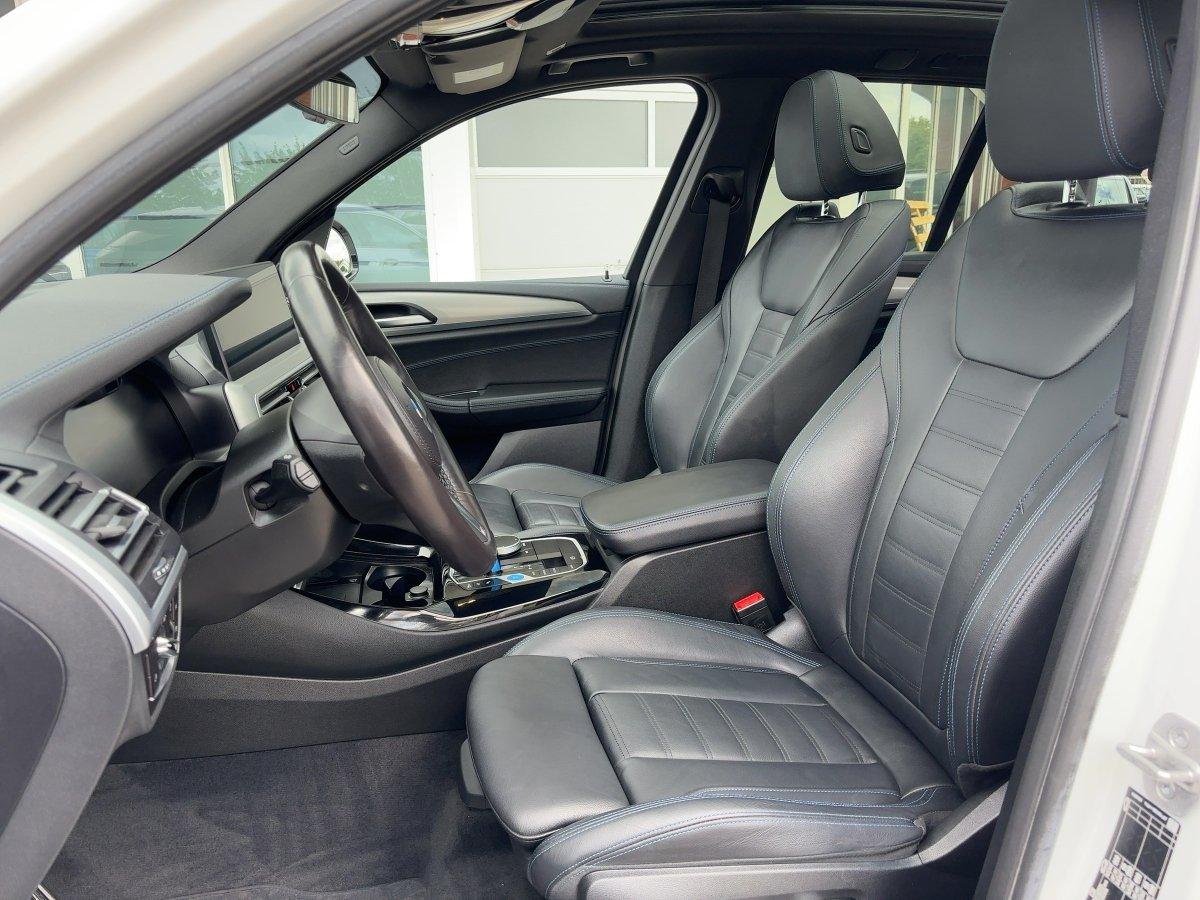 BMW iX3 Impressive AHK,AUTOM.,LED,Navi,SHZ,HUD,PDC
