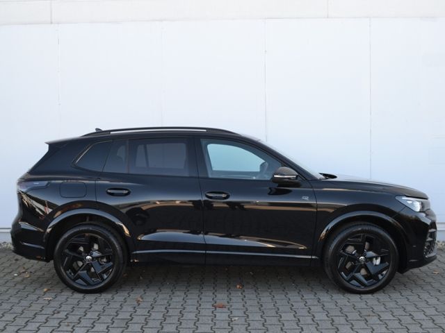 Tiguan 2.0 TDI DSG R-Line BLACK-STYLE/AHK/19-ZOL