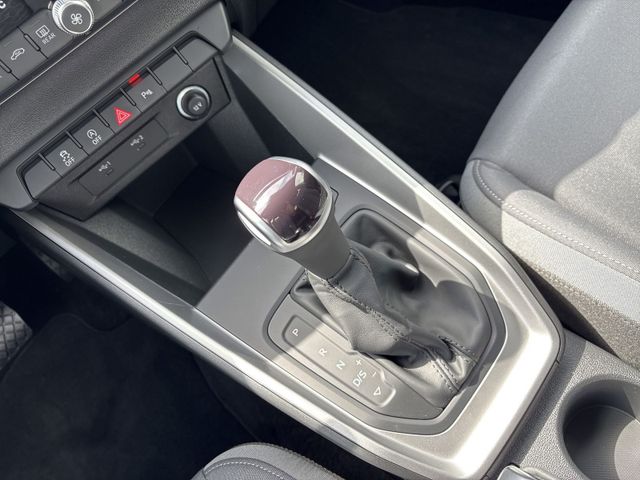 A1 Sportback 35 TFSI S LINE NAVI+LED+VCP+PDC+SMA