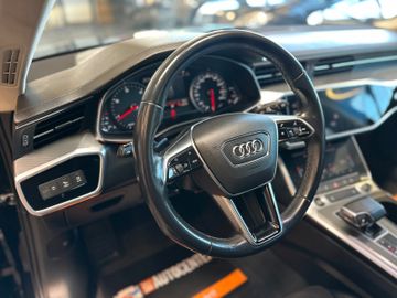 Audi A6 Avant 40 TDI quattro design *1Hand*