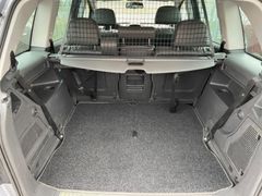 Fahrzeugabbildung Opel Zafira B 1.9 CDTI Cosmo*7.Sitze*Panorama*Leder*