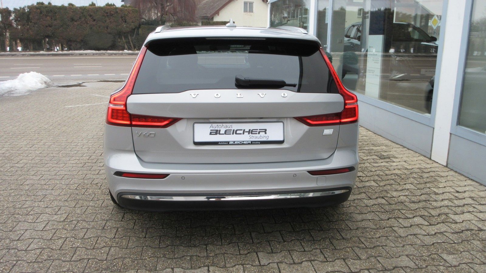 Fahrzeugabbildung Volvo V60 T8 Plus Bright | AHK |