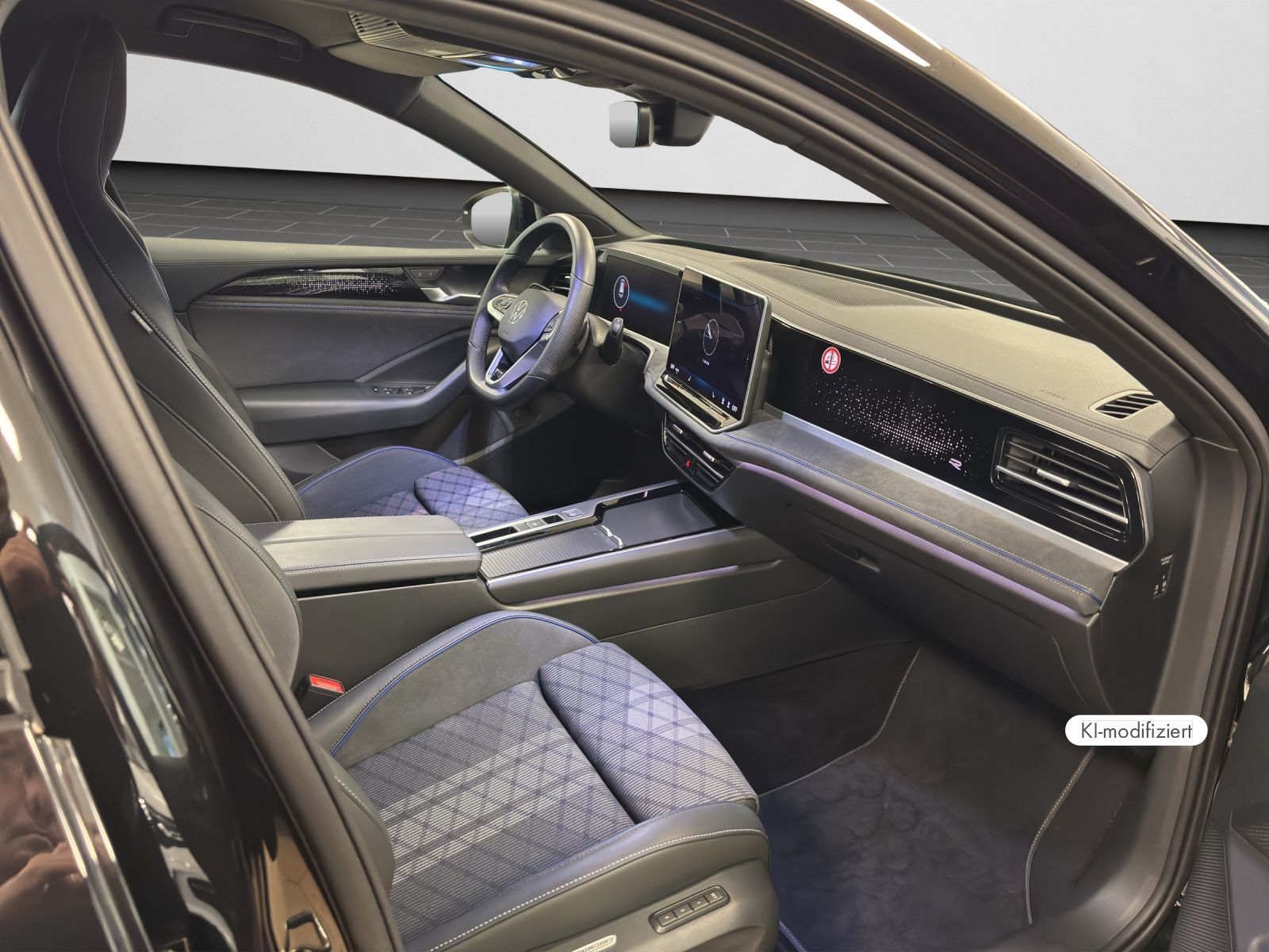 Volkswagen Passat Variant 2.0 TSI R-Line 4Motion BlackStyle foto 4