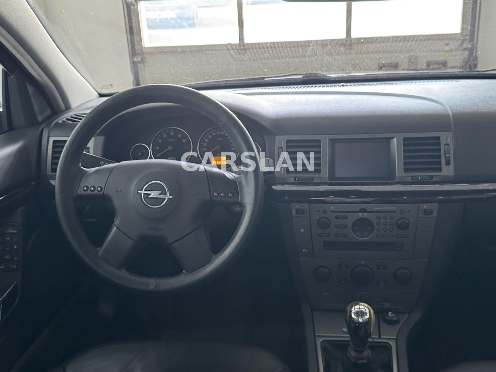Opel Signum 2004 — photo 26