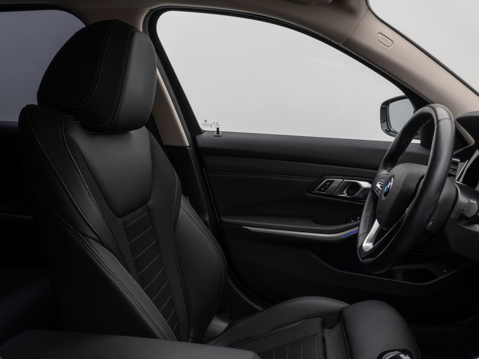 Fahrzeugabbildung BMW 320d SportLine DAB PDC Geschwindigkeitsreg Sport
