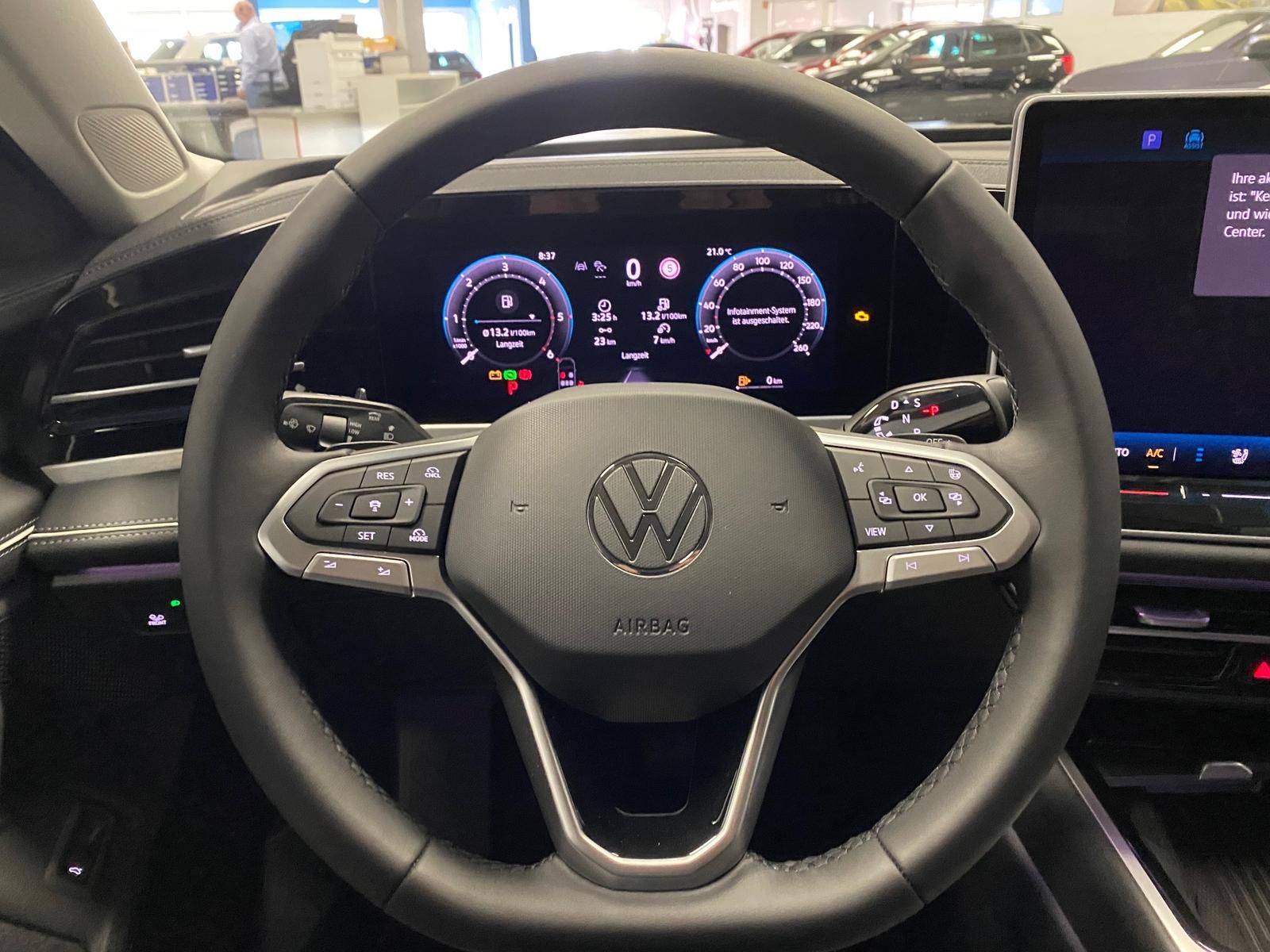 Fahrzeugabbildung Volkswagen PASSAT 2.0 TDI 110 kW Elegance+MATRIX+AHK+360RFK