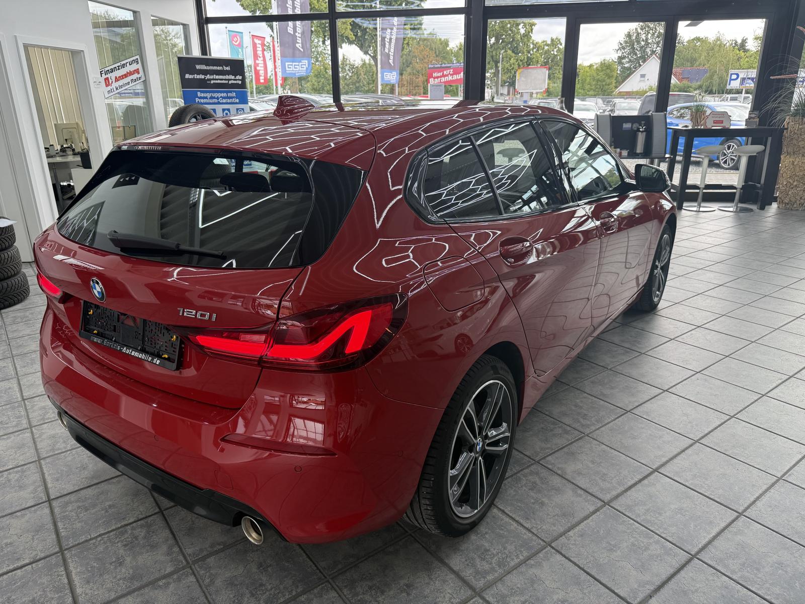 BMW 1 Series i Sport Line, 1 Hand, AHK, Kamera, Leder, миниатюра 13