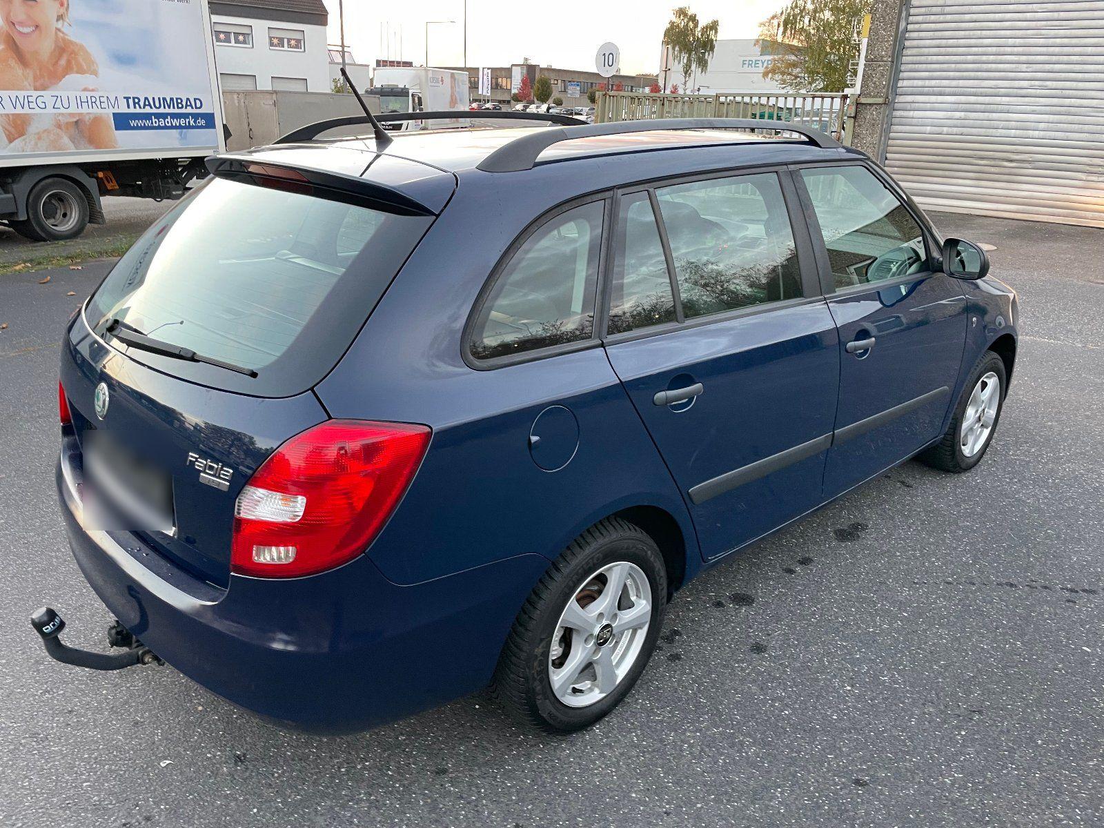 Skoda Fabia 2010 — engine 86 HP (63kW)