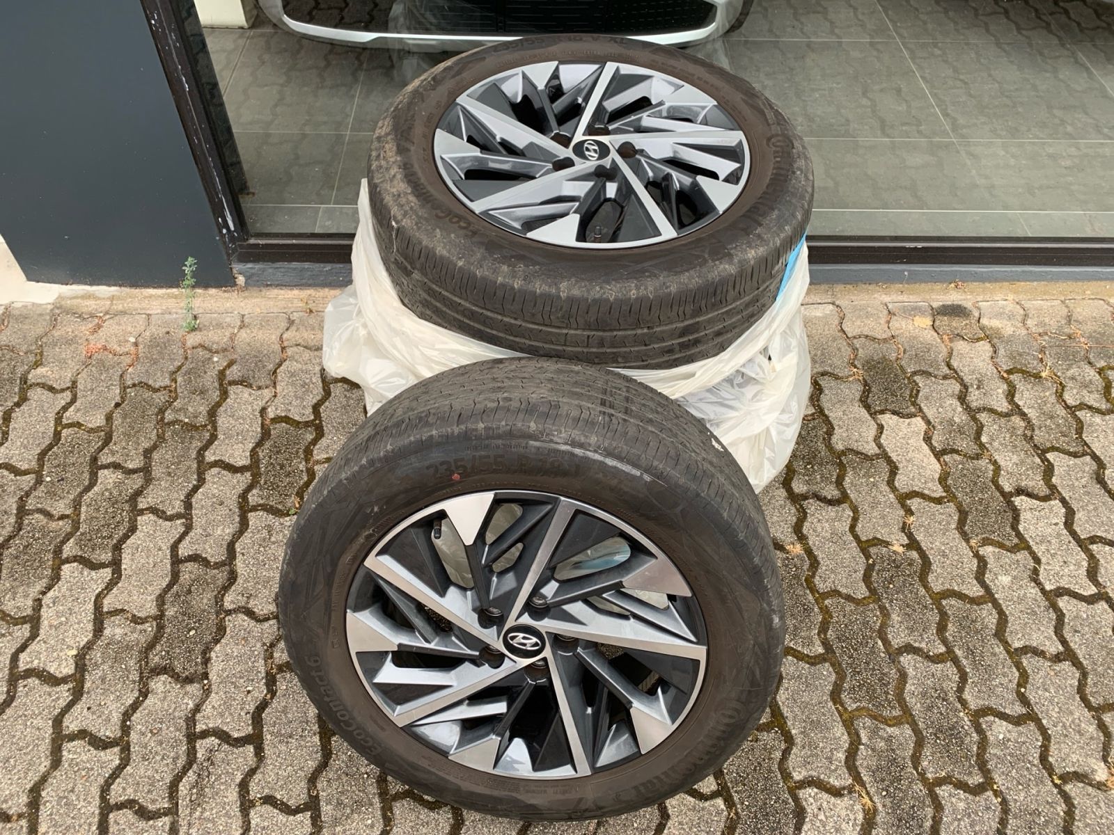 Fahrzeugabbildung Hyundai TUCSON 1.6 T-GDI Trend Mild-Hybrid 4WD Krell el.