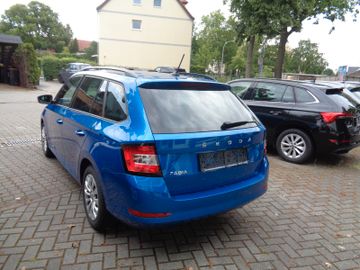 Bild 2 Skoda Fabia 1.0 TSI Combi Amb NAVI PDC SHZ GJR SML BT