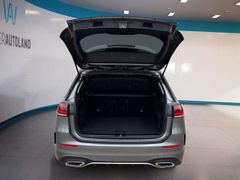 Fahrzeugabbildung Mercedes-Benz B 200 7G-TRONIC AMG LINE KAMERA MULTIBEAM WIDE