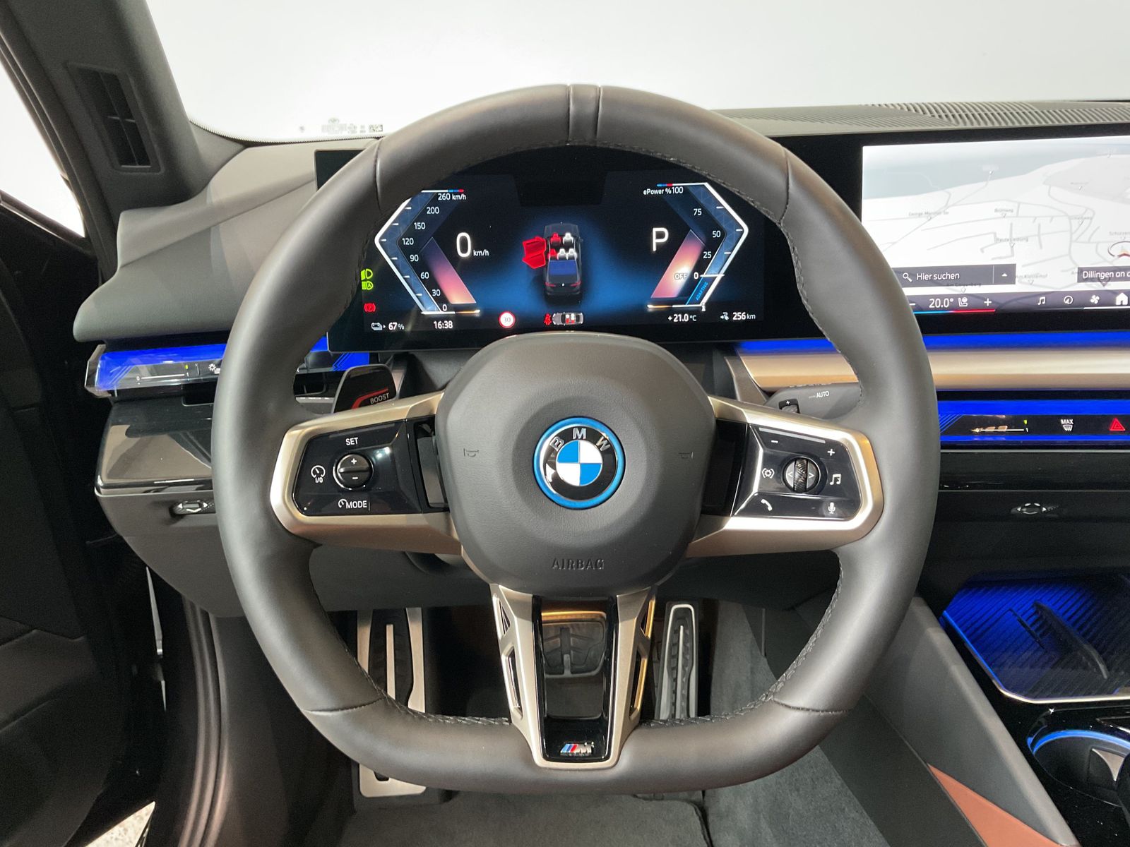 Fahrzeugabbildung BMW i5 xDrive40 | Panorama-Glasdach | Sitzbelüftung