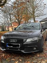 Audi A4 B8 Audi 2.0 TFSI Scheckheftgepflegt - Audi A4 mit Benzin-Antrieb: Limousine, 2.8