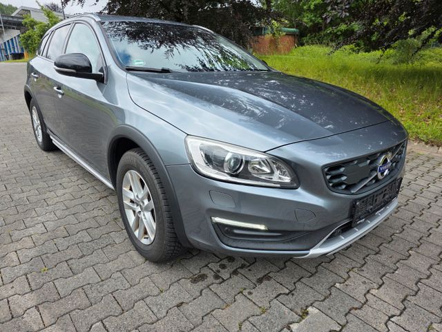 VOLVO V60 CC
