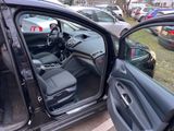Ford Grand C-Max 1,6 EcoBoost 110kW Titanium - Ford Grand C-Max aus 2014
