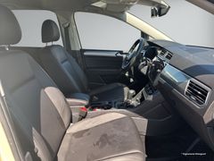 VW Touran 2.0 TDI Trendline DSG Taxi Kindersitz 7-S VW Touran 2.0 TDI Trendline DSG Taxi Kindersitz 7-S