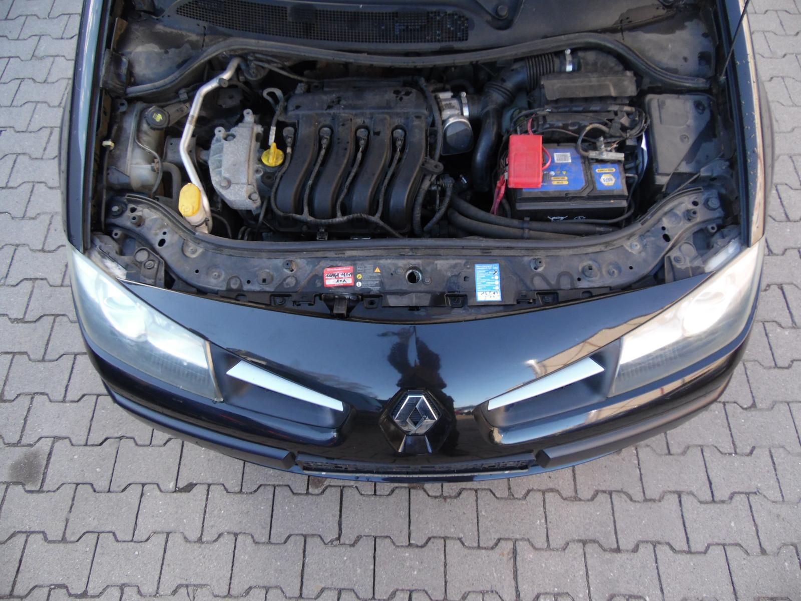 Renault Megane 2009 — photo 32