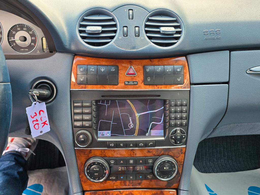 Mercedes-Benz CLK 320