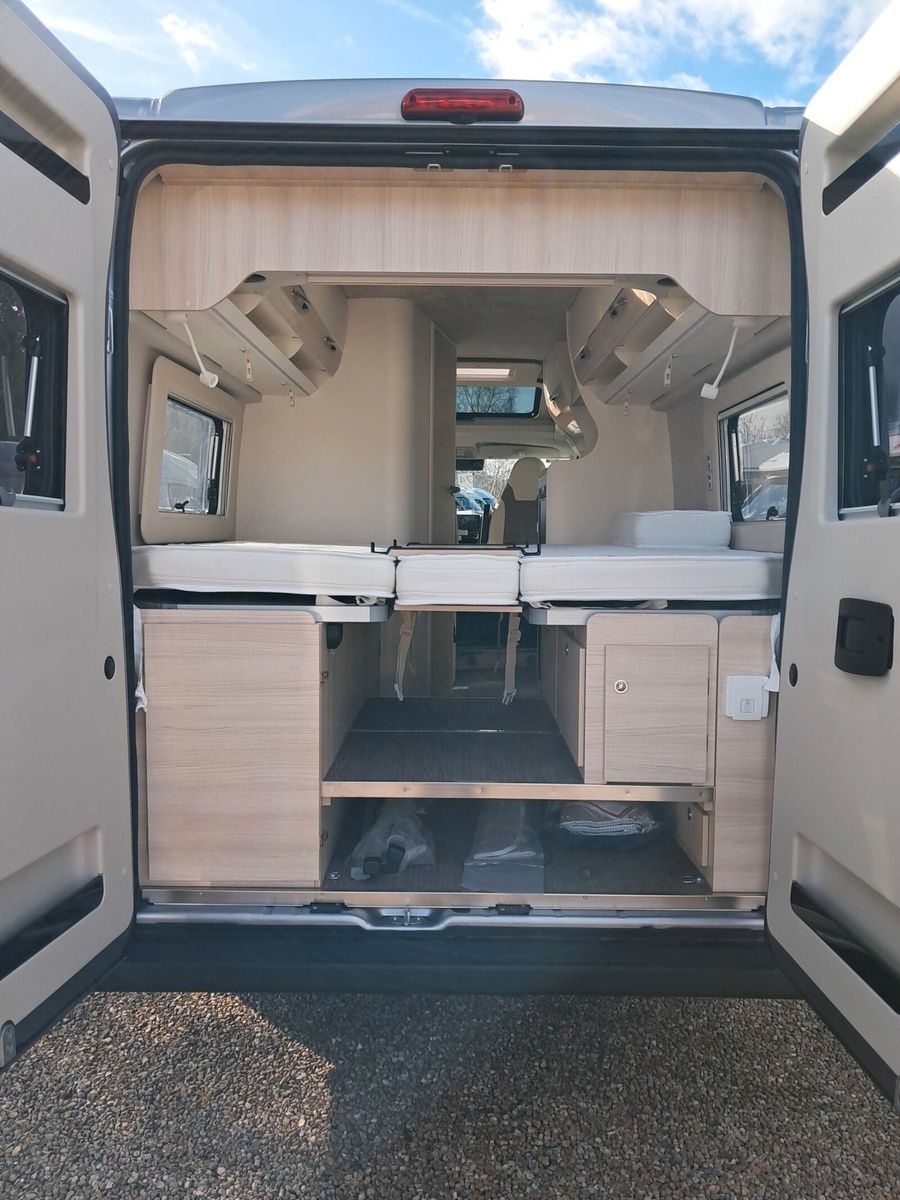 Fahrzeugabbildung Eura Mobil Van V 635 EB Automatik, 180 PS, Fahrassistenz