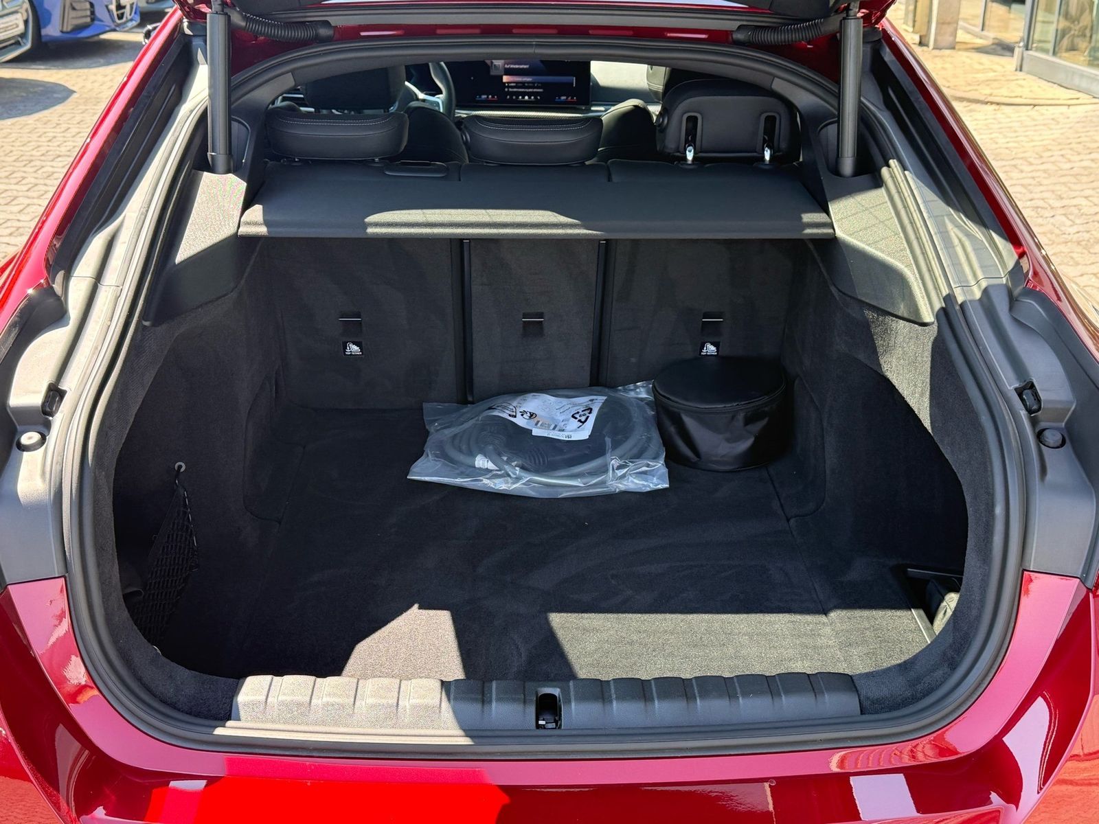 BMW i4 - Bild 19