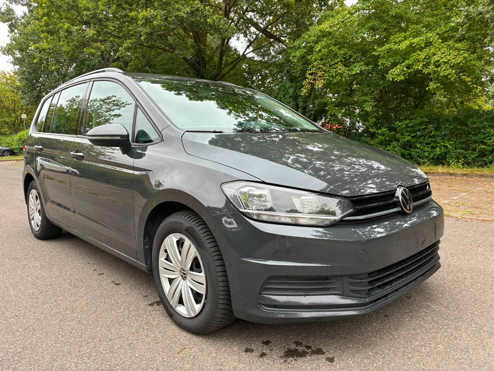 Volkswagen Touran 2,0TDI DSG,parktronik, Netto 11.336