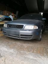 Audi audi S4b5 2.7bt achatgrau FL - Audi S4 aus 2000