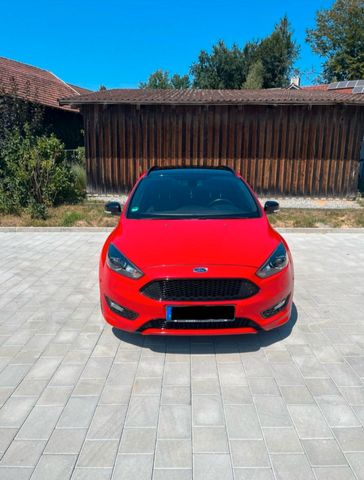 Ford Focus 1,5 EcoBoost 110kW ST-Line Turnier ST-Line