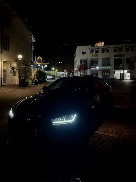 Image of Jaguar XE