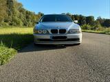 BMW E39 525i Touring Facelift  Angel Eyes  - BMW: Angel Eyes