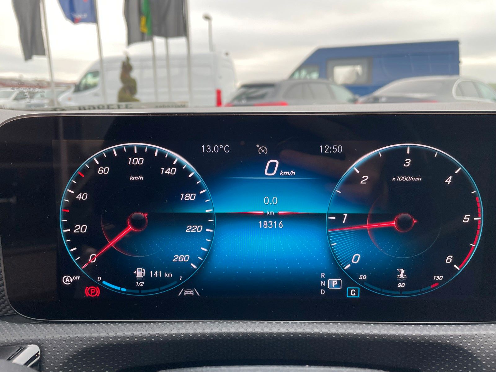 Fahrzeugabbildung Mercedes-Benz CLA 200 d SB Night+Pano+AHK+MBUX+R-Kamera+Leder