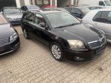 Toyota Avensis Kombi 2.0 D-4D Team TEL 01728930142 - Toyota Avensis in Nürnberg