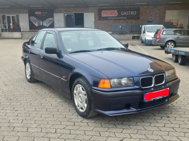 BMW 316i Comfort Edition