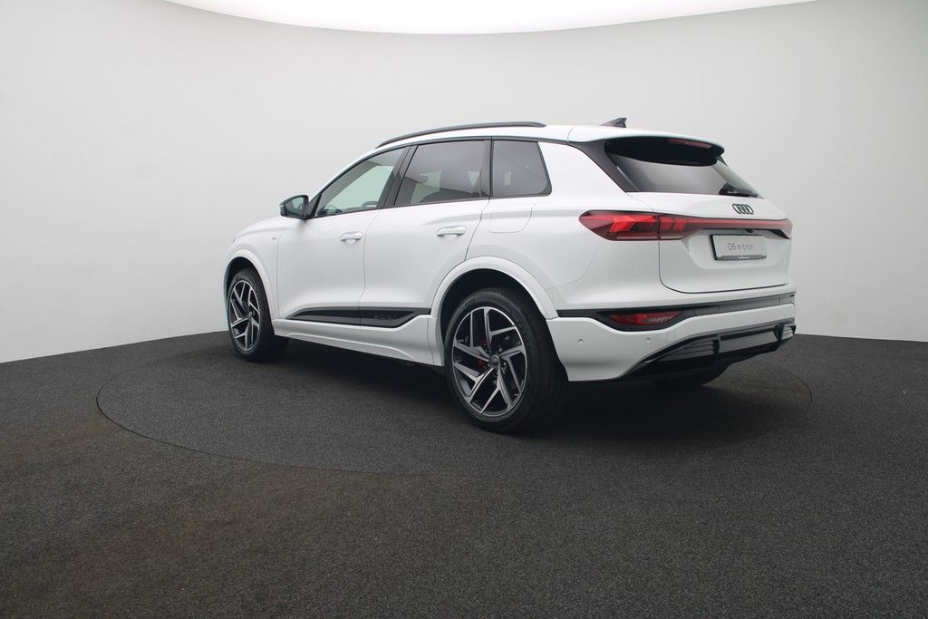 Audi Q6 SUV e-tron performance 225 kW AHK, Tech pro,  imagem 3