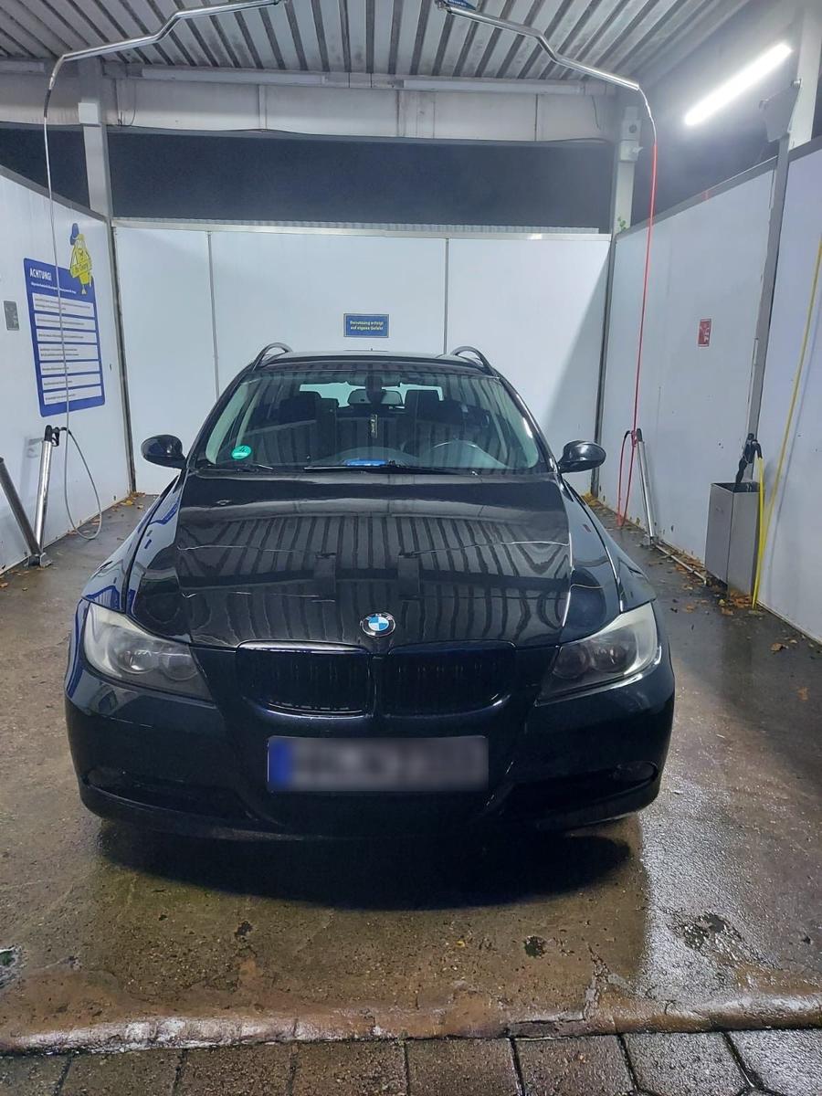 BMW 320 2005 — photo 8