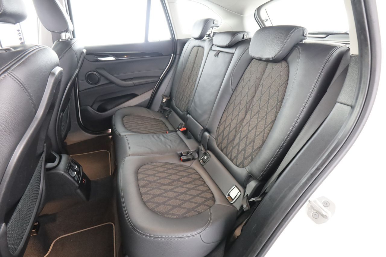BMW X1 (F48) X1 sDrive18d xLine Plus imagem 3