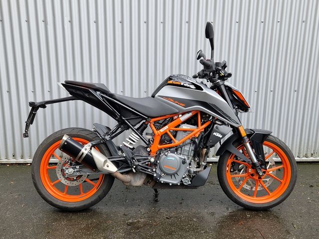 KTM 390 DUKE ABS 2022 