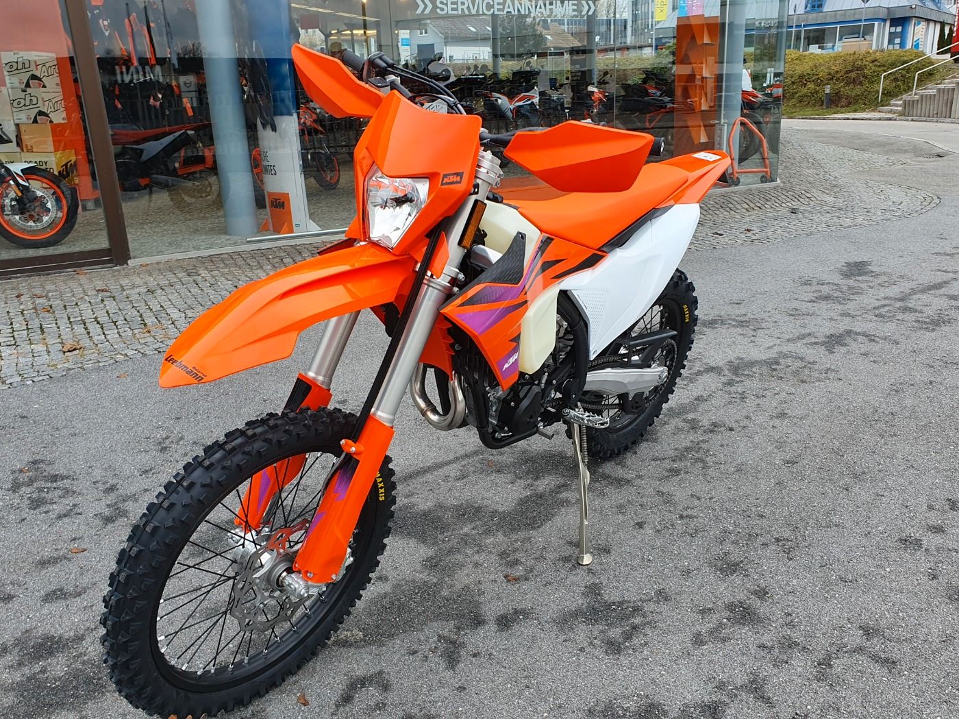 Fahrzeugabbildung KTM 350 EXC-F 350 Modell 2024 Neufahrzeug