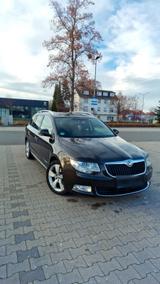 Skoda Škoda Superb Kombi 2.0 TDI 170PS Automatik... - Skoda Superb: 170