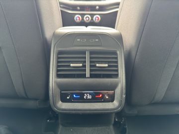 Skoda Superb Combi 2.0 TDI DSG Selection *MATRIX*NAVI*