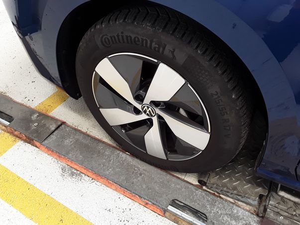 Volkswagen Passat - Bild 14