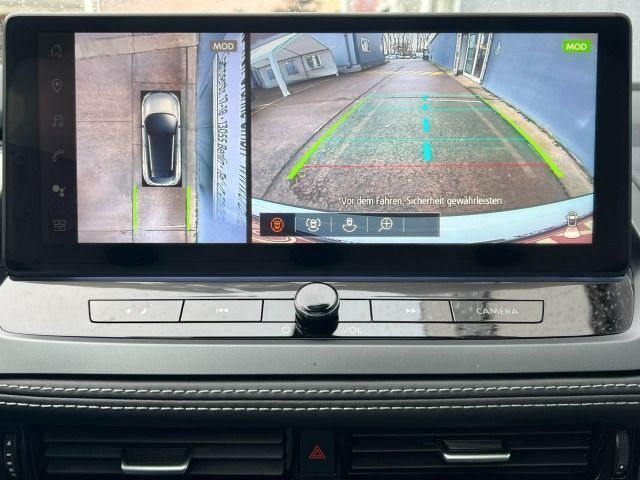 Fahrzeugabbildung Nissan Qashqai 1.3 DIG-T Xtronic Tekna PGD*Bose*MJ26