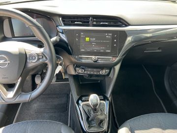 Fotografie des Opel Corsa F Elegance Sitz.-Lenkradheizung LED